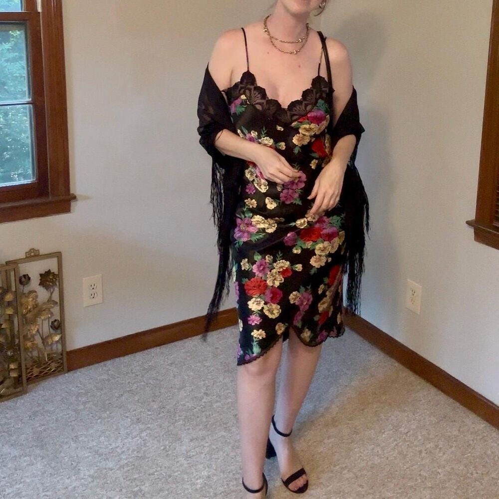 Vintage Victoria’s Secret Gold Label Satin Floral Slip Dress Size Small - Picture 3 of 16